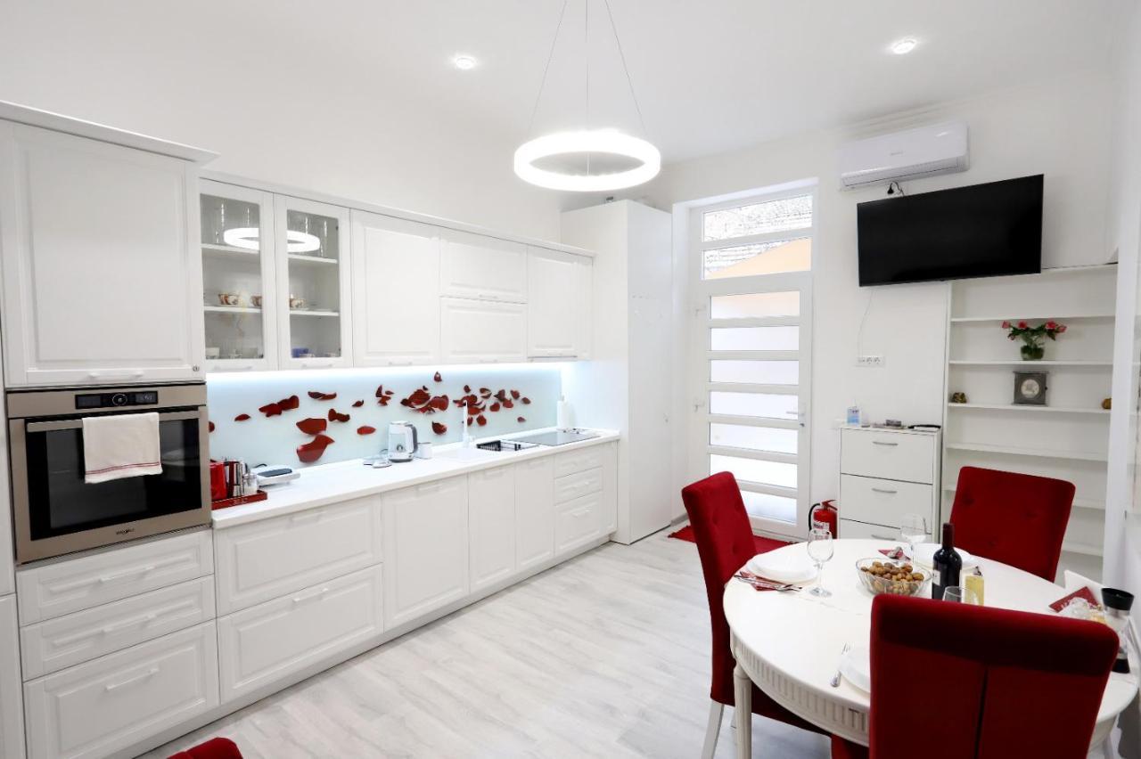 אורדאה Central Luxury Apartments מראה חיצוני תמונה