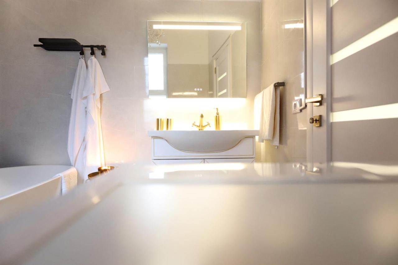 אורדאה Central Luxury Apartments מראה חיצוני תמונה