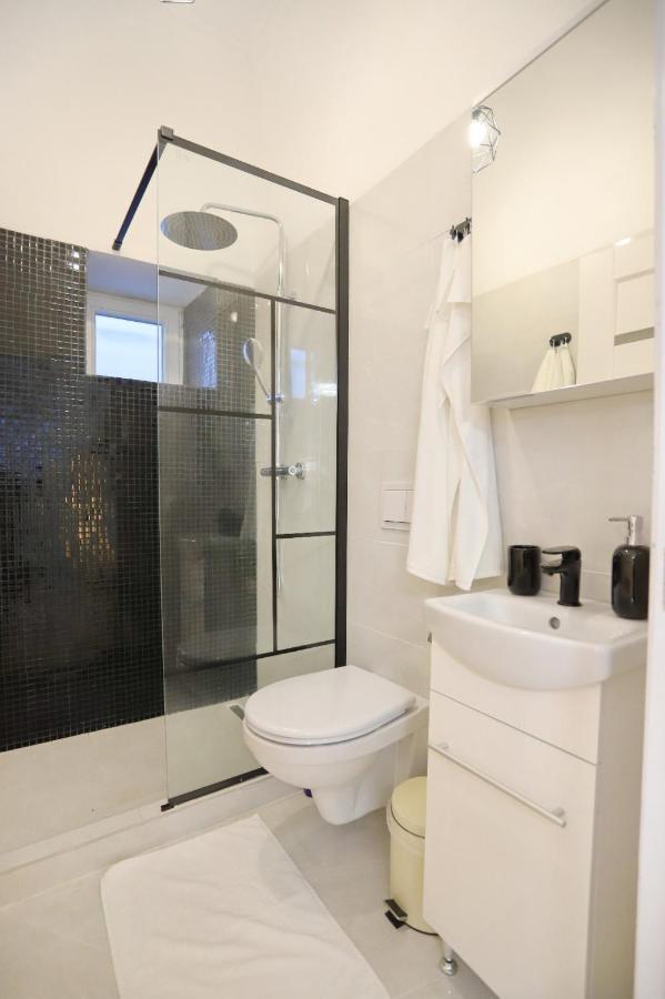 אורדאה Central Luxury Apartments מראה חיצוני תמונה