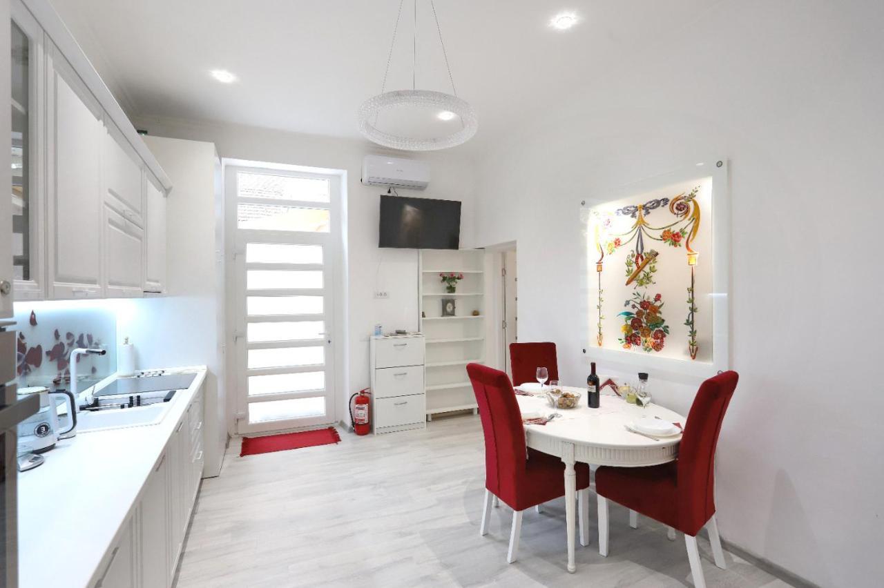 אורדאה Central Luxury Apartments מראה חיצוני תמונה