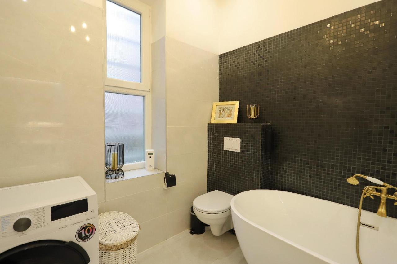 אורדאה Central Luxury Apartments מראה חיצוני תמונה
